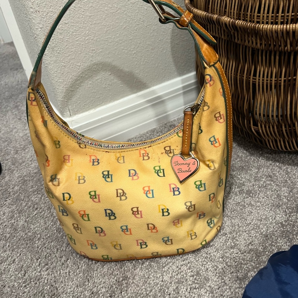 Dooney and bourke purse